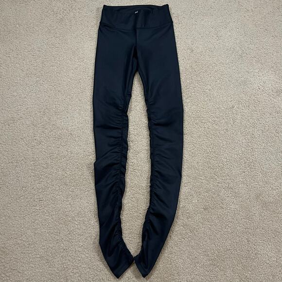 Alo Yoga Cinched Long Leggings Black Size XS - Picture 2 of 8